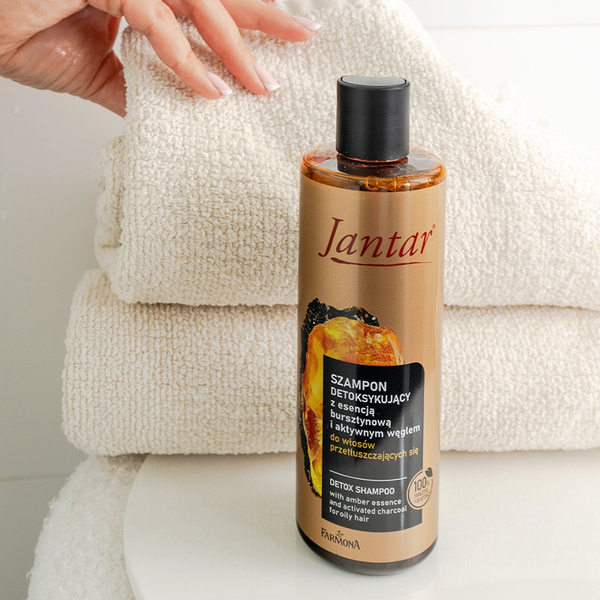 Jantar Detoxifying Shampoo with Amber Essence and Charcoal for Oily Hair 300ml