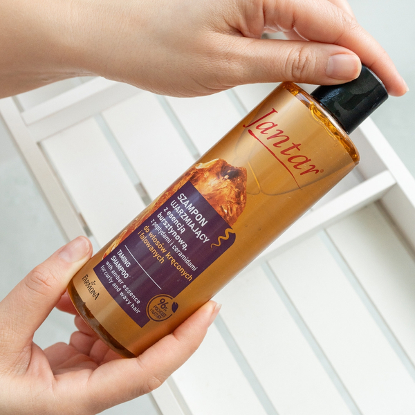 Jantar Taming Shampoo with Amber Essence, Peptides and Ceramides for Curly and Wavy Hair 300ml