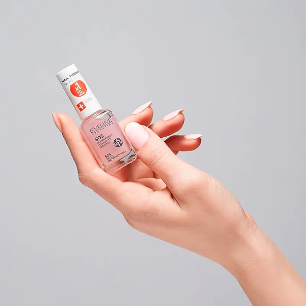 Eveline Nail Therapy SOS Odżywka Wzmacniająca z Wapniem i Kolagenem 12ml