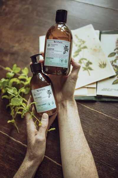 Vis Plantis Pharma Care Mięta + Cynk Odżywka dla Włosów Przetłuszczających się 300ml